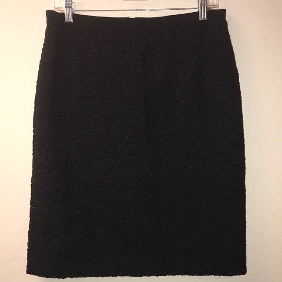 ANN TAYLOR PETITES LACE PENCIL SKIRT - SIZE 10P - Picture 3 of 5